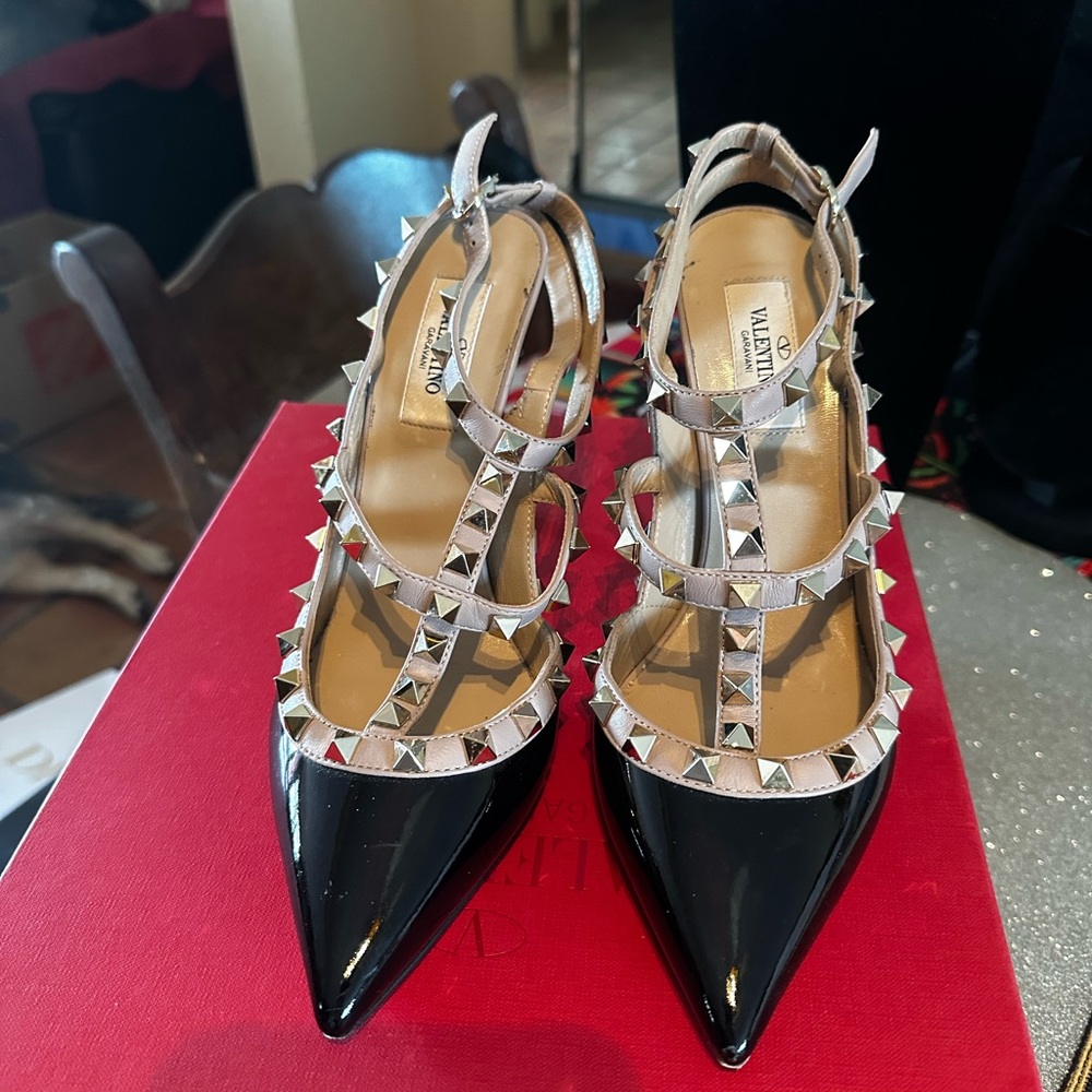 Valentino Garavani Rockstud Patent Leather High Heels